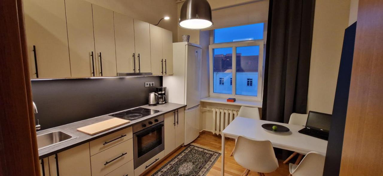 וילנה Tyzen39&38 Luxury Apartment מראה חיצוני תמונה