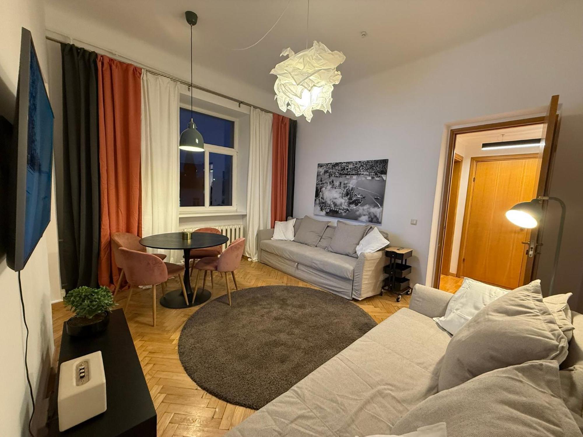 וילנה Tyzen39&38 Luxury Apartment מראה חיצוני תמונה