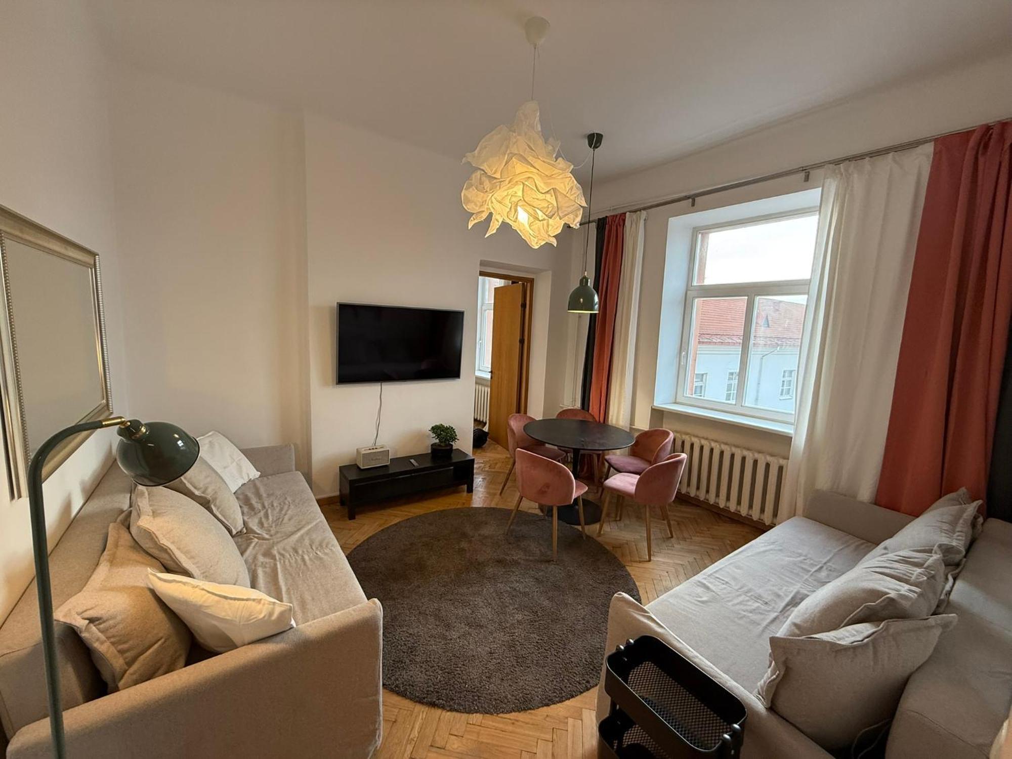 וילנה Tyzen39&38 Luxury Apartment מראה חיצוני תמונה