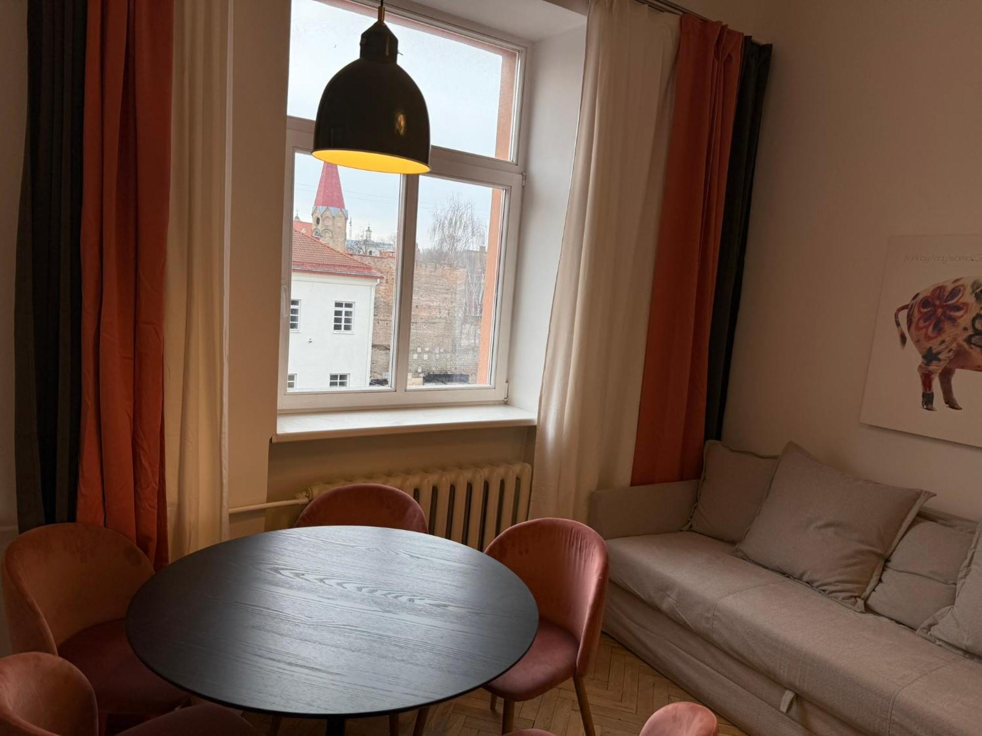 וילנה Tyzen39&38 Luxury Apartment מראה חיצוני תמונה