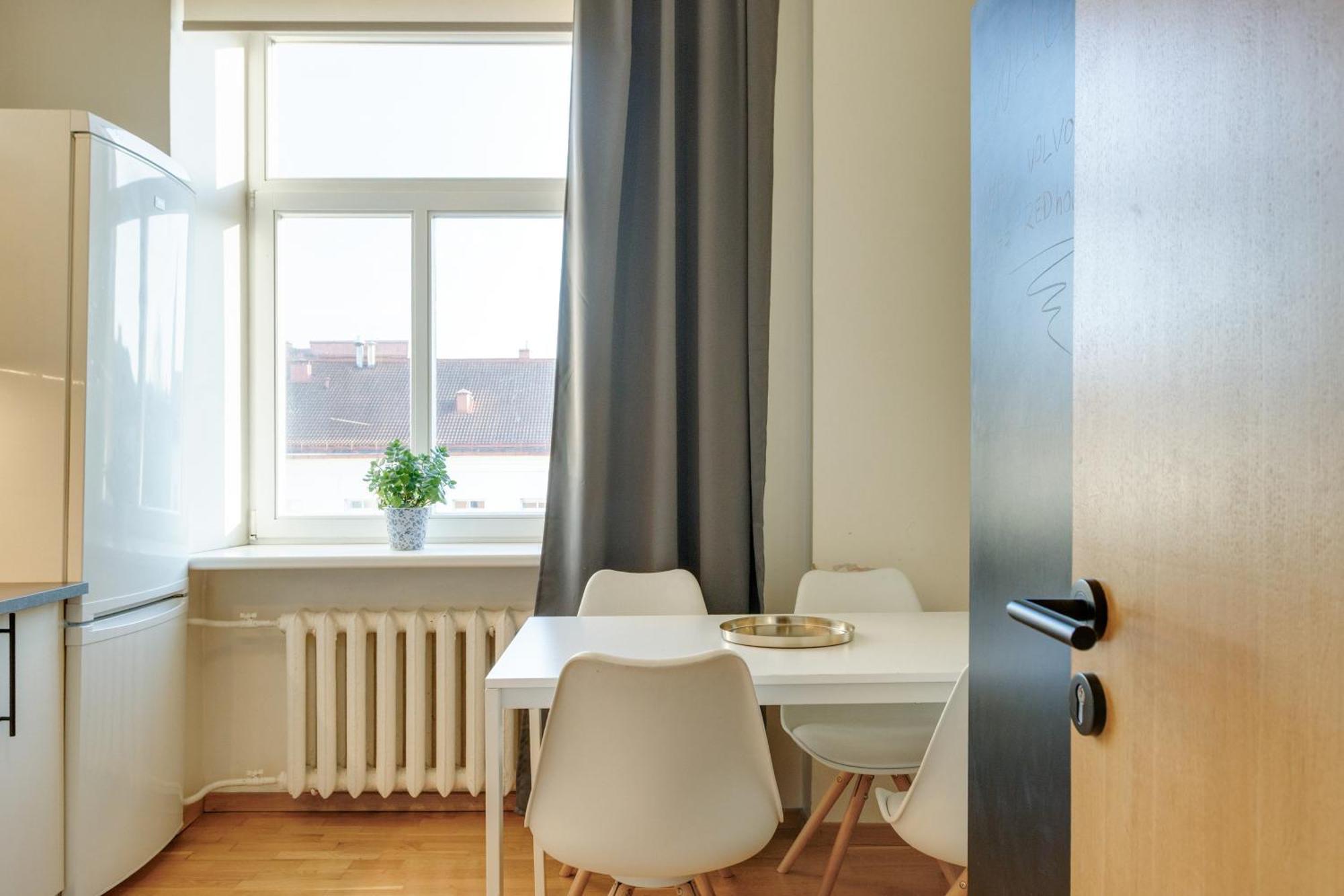 וילנה Tyzen39&38 Luxury Apartment מראה חיצוני תמונה