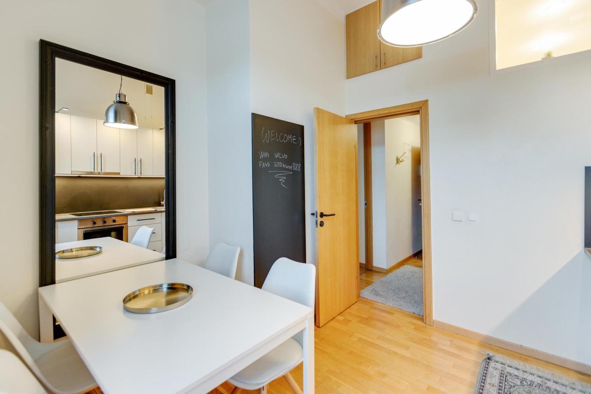 וילנה Tyzen39&38 Luxury Apartment מראה חיצוני תמונה