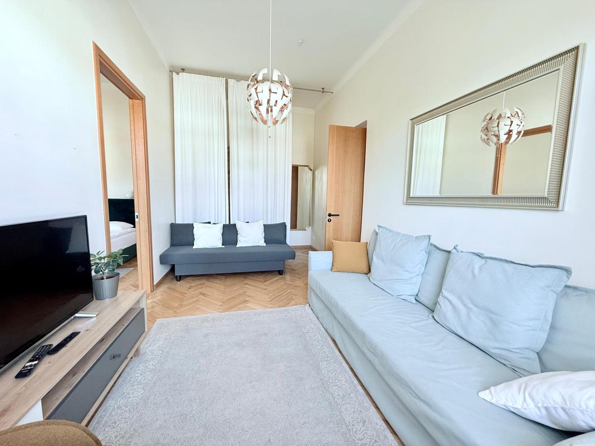 וילנה Tyzen39&38 Luxury Apartment מראה חיצוני תמונה